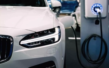 Driving Toward the Future: Innovations in Sustainable Automotive Technology image blog section