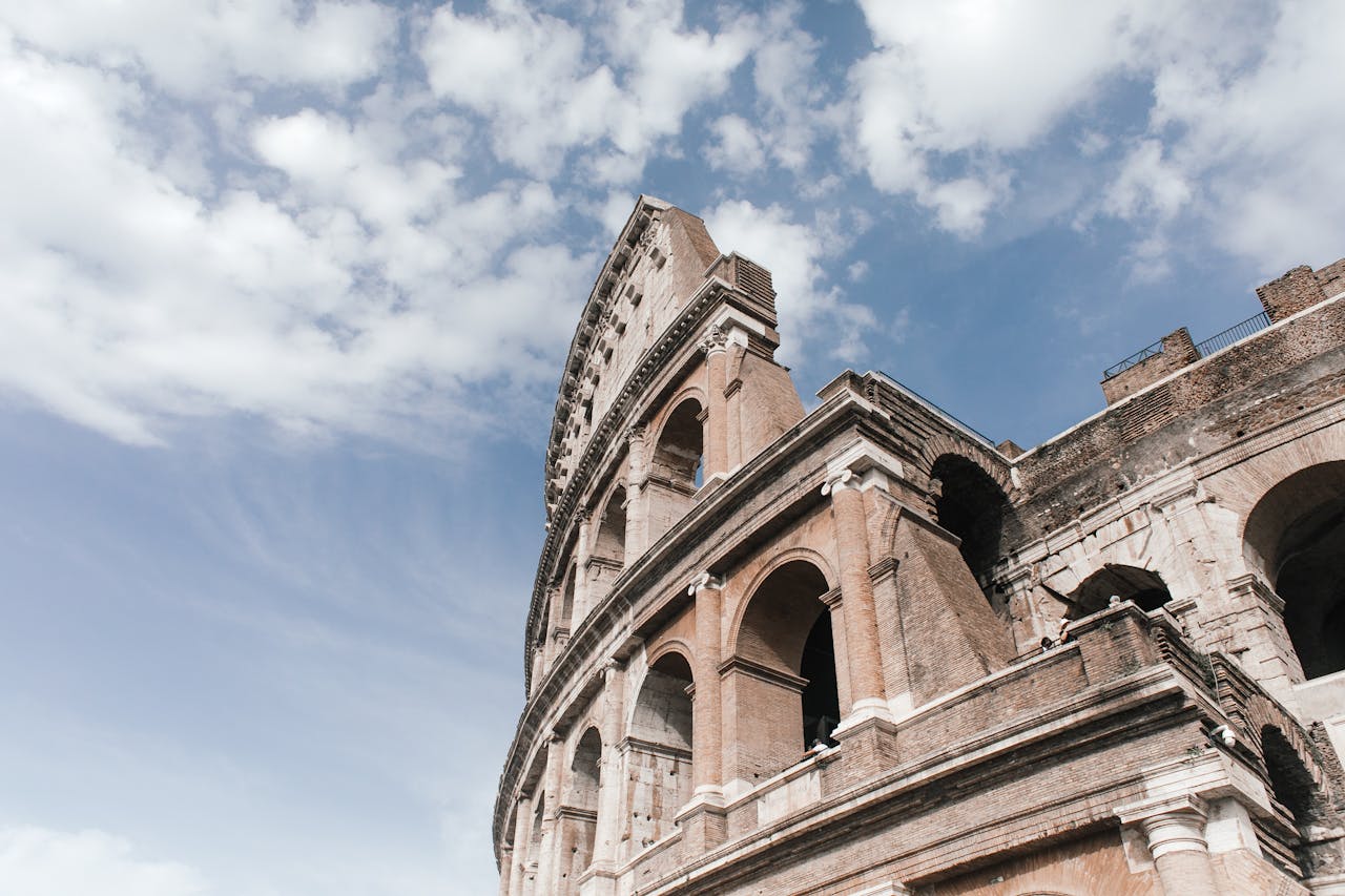 The Role of Horses in the Roman Empire: From War to Sport image